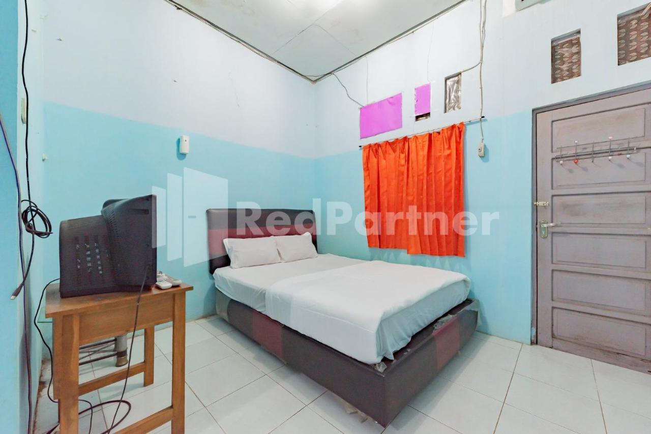 Ana Guest House Syariah Mitra Reddoorz Banjarbaru Extérieur photo
