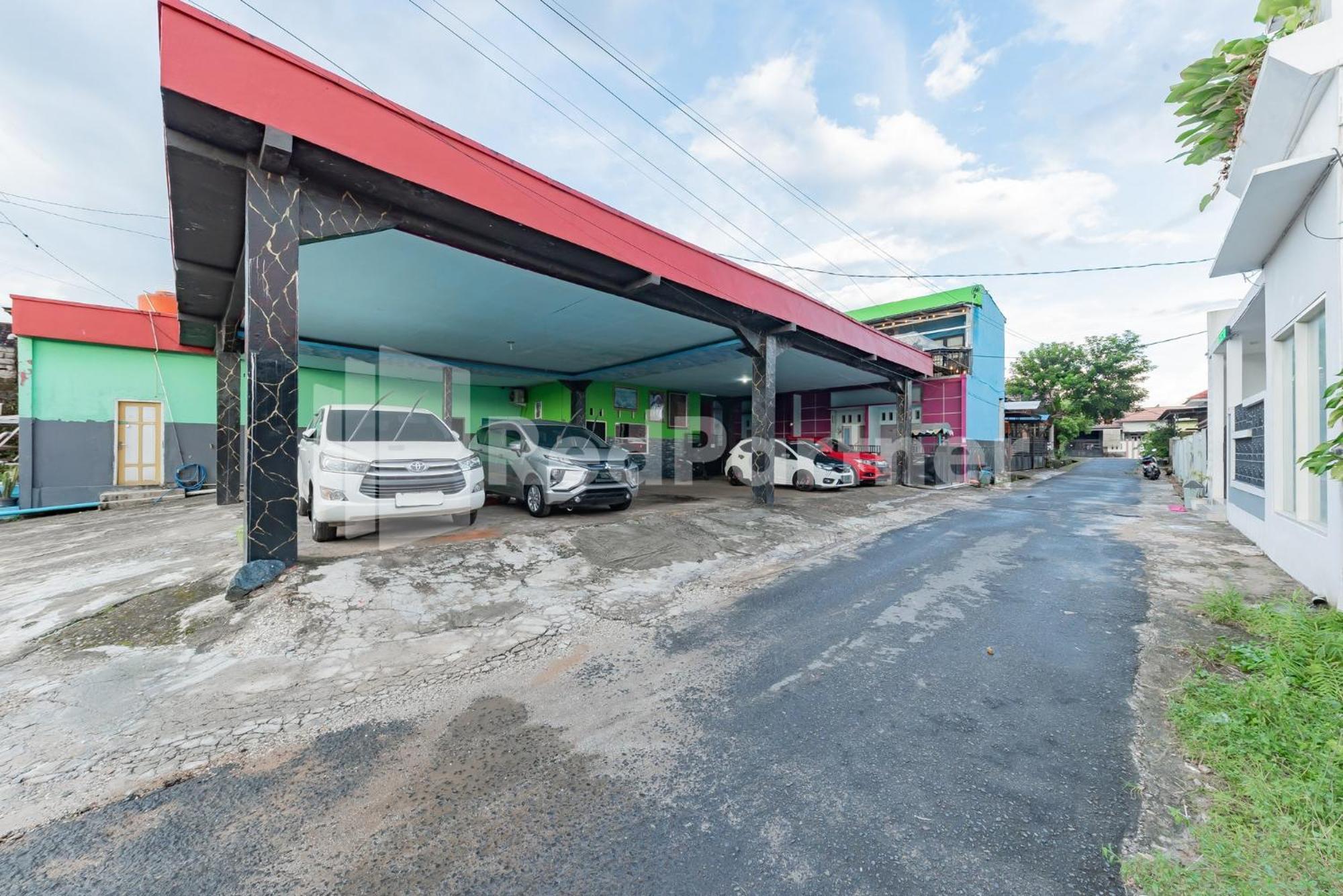 Ana Guest House Syariah Mitra Reddoorz Banjarbaru Extérieur photo
